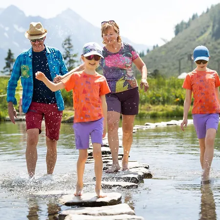 Hochalmbahnen Chalets 6W4, Zirbe, Nahe Gondel Rauris